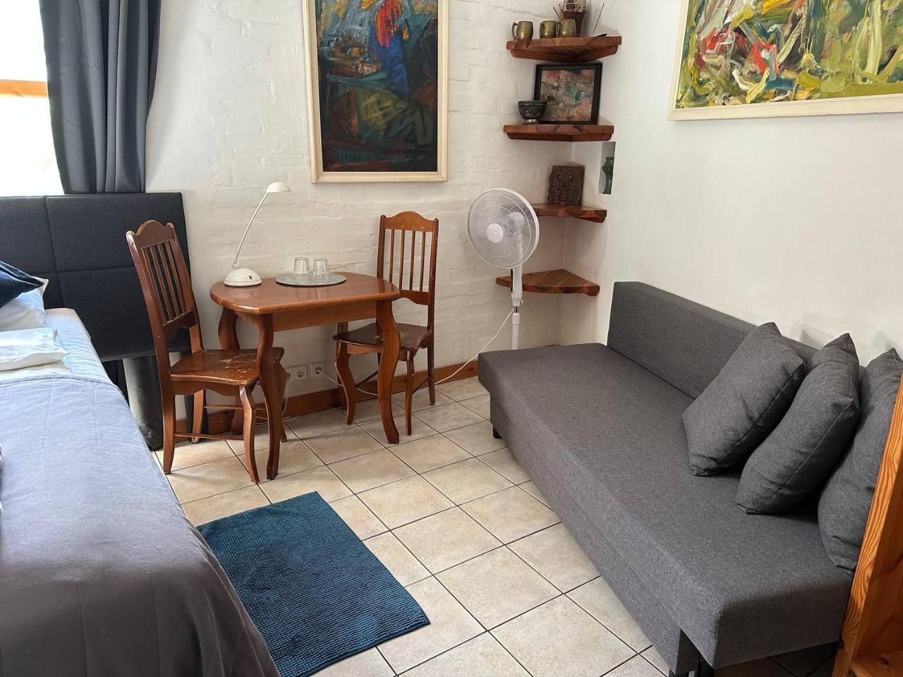 ヴィリニュス House Of Sun Bed & Breakfast エクステリア 写真