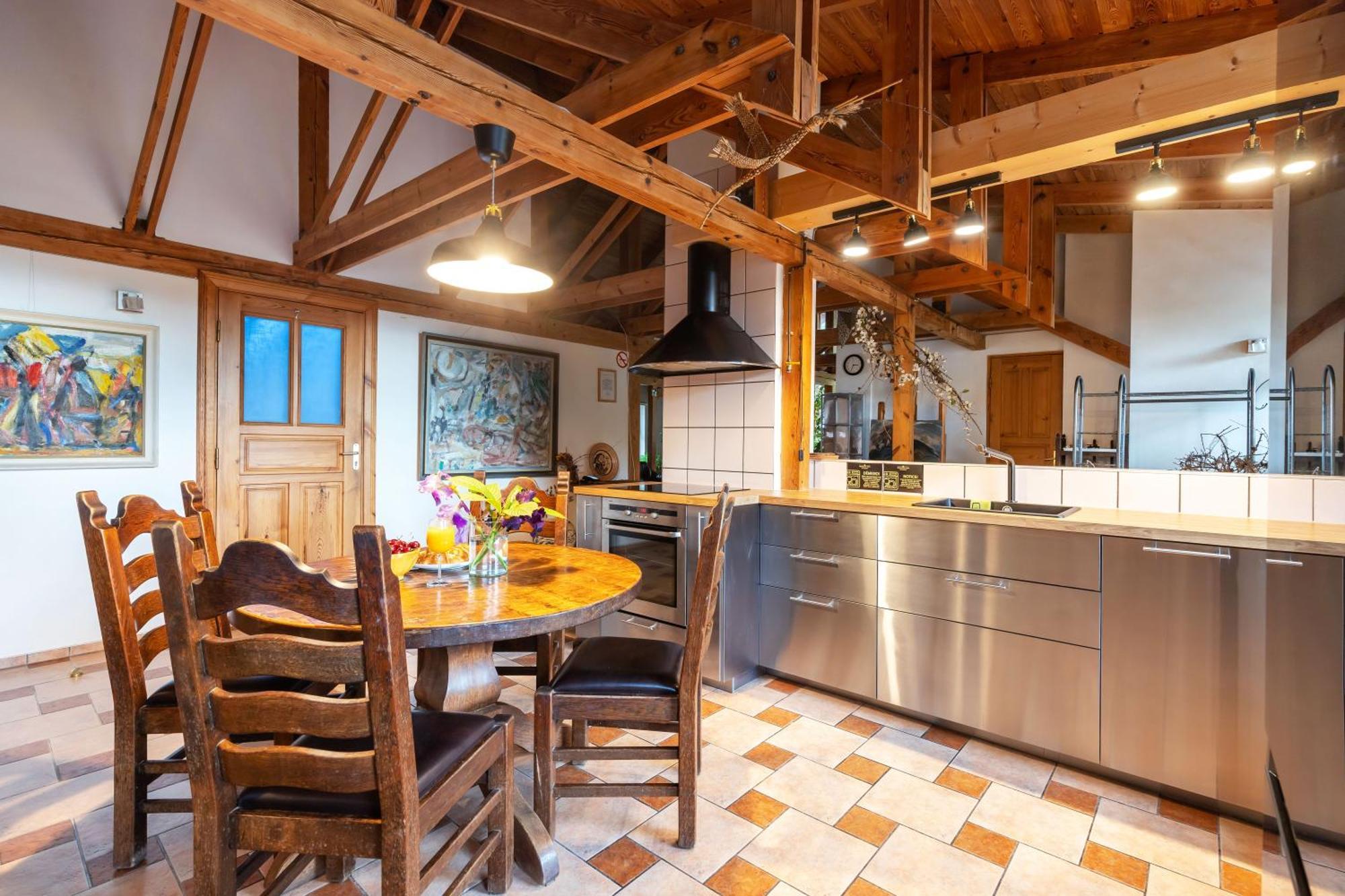 ヴィリニュス House Of Sun Bed & Breakfast エクステリア 写真