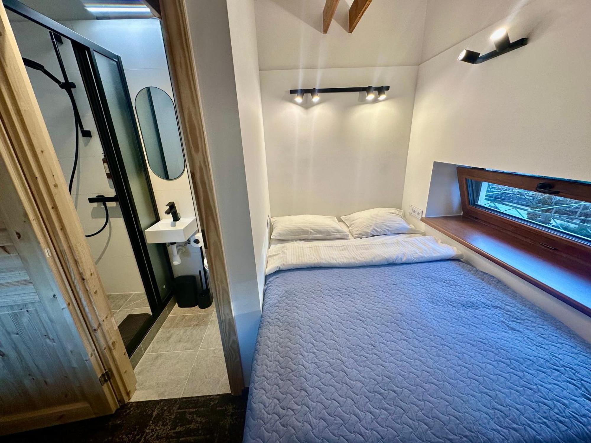 ヴィリニュス House Of Sun Bed & Breakfast エクステリア 写真